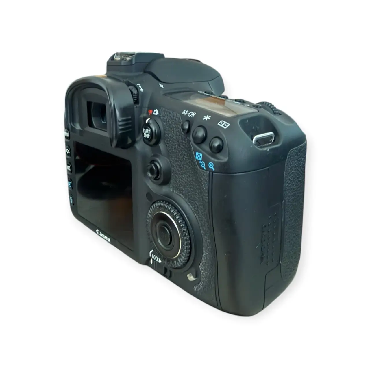 Canon EOS 7D DSLR Camera photo 3